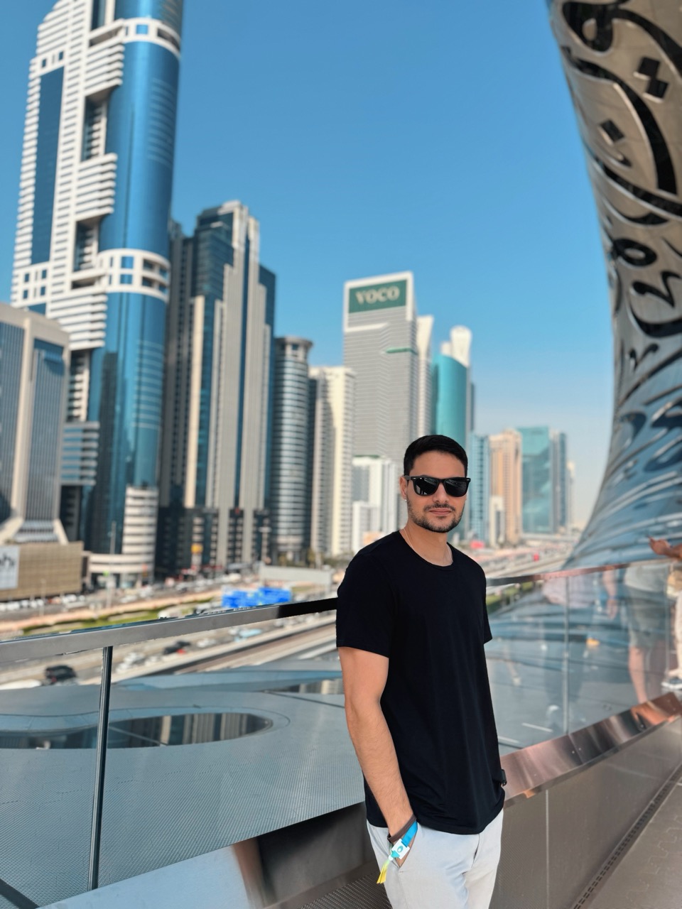 Arthur Marquez trabalhando